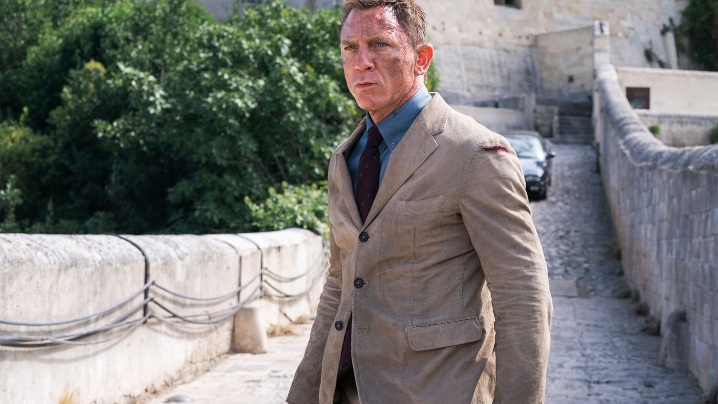 Amazon Turning James Bond into Shared Universe ‘Content’ Is a Terrible Idea